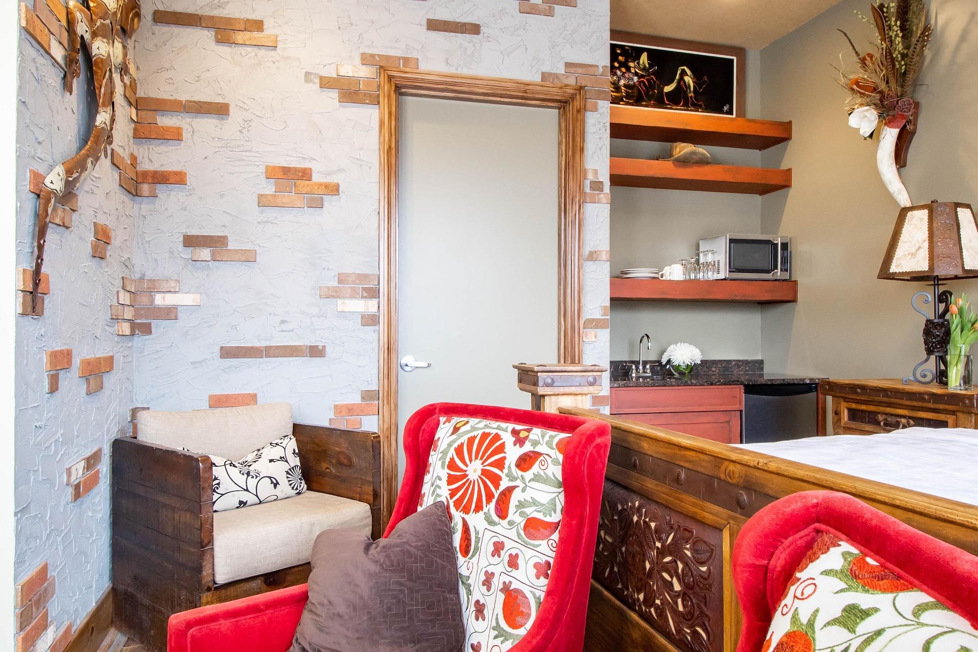 Retro Hotel 4*